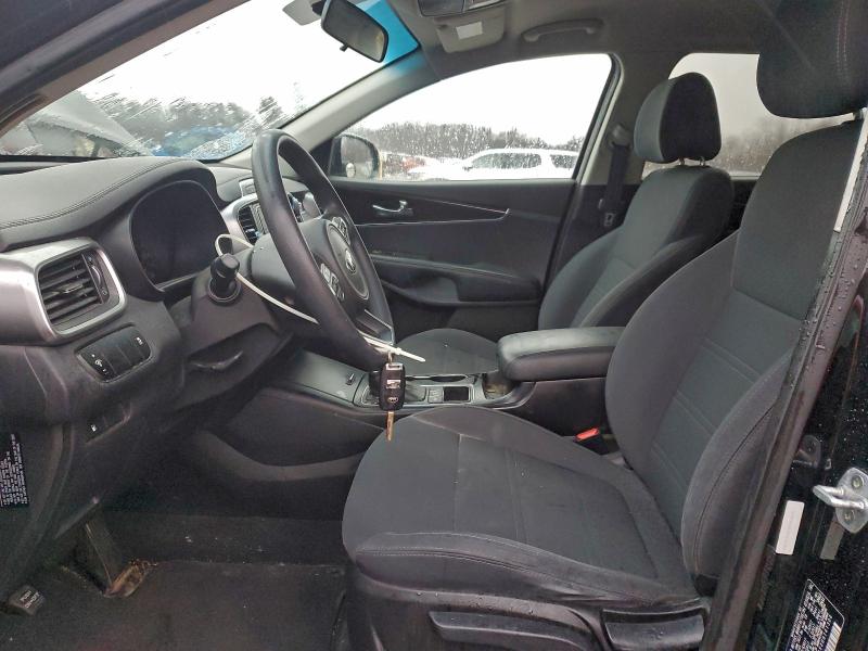 Photo 7 from auction – 2016 KIA SORENTO LX with VIN 5XYPGDA53GG141306