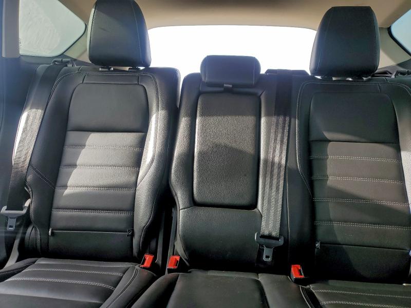 Photo 10 from auction – 2018 FORD ESCAPE TIT with VIN 1FMCU9J95JUB26234