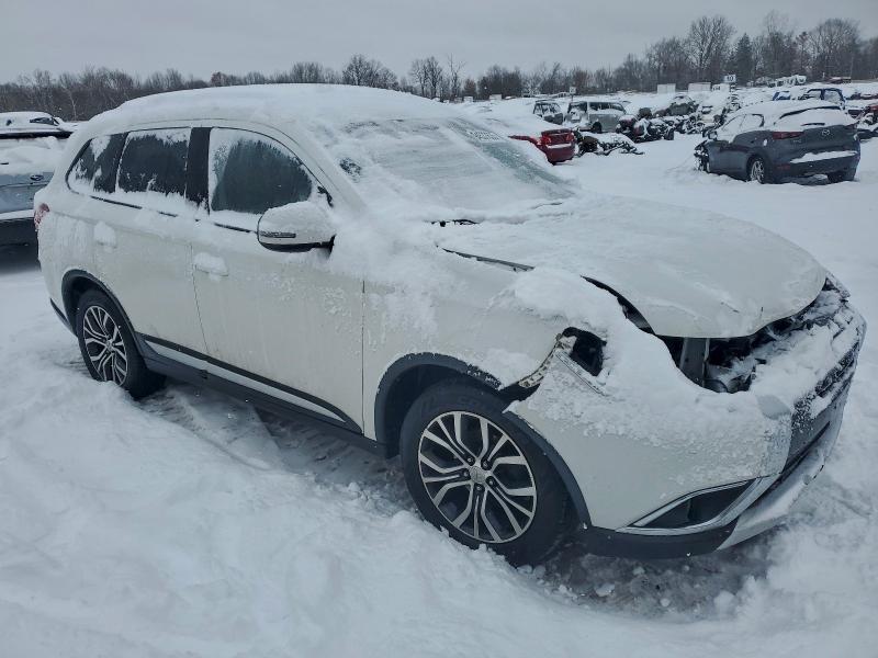 Photo 4 from auction – 2017 MITSUBISHI OUTLANDER with VIN JA4AZ3A33HZ061736