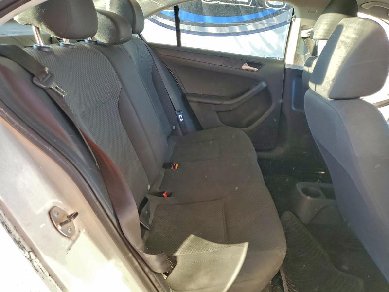 Photo 10 from auction – 2013 VOLKSWAGEN JETTA with VIN 3VW1K7AJ8DM241674