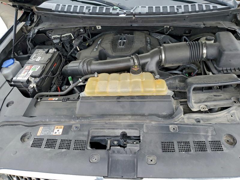 Photo 12 from auction – 2018 LINCOLN NAVIGATOR with VIN 5LMJJ2HT6JEL04748