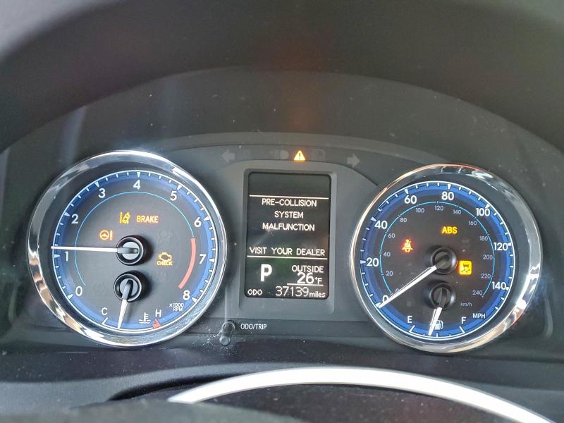 Photo 9 from auction – 2018 TOYOTA COROLLA L with VIN 2T1BURHE8JC102249