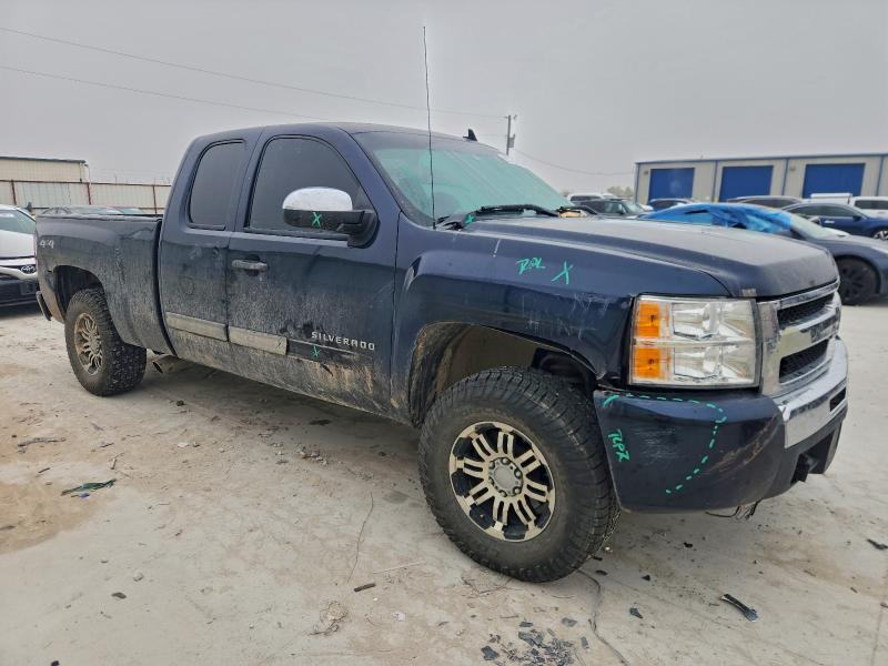 Photo 4 from auction – 2010 CHEVROLET SILVERADO with VIN 1GCSKSE30AZ104373