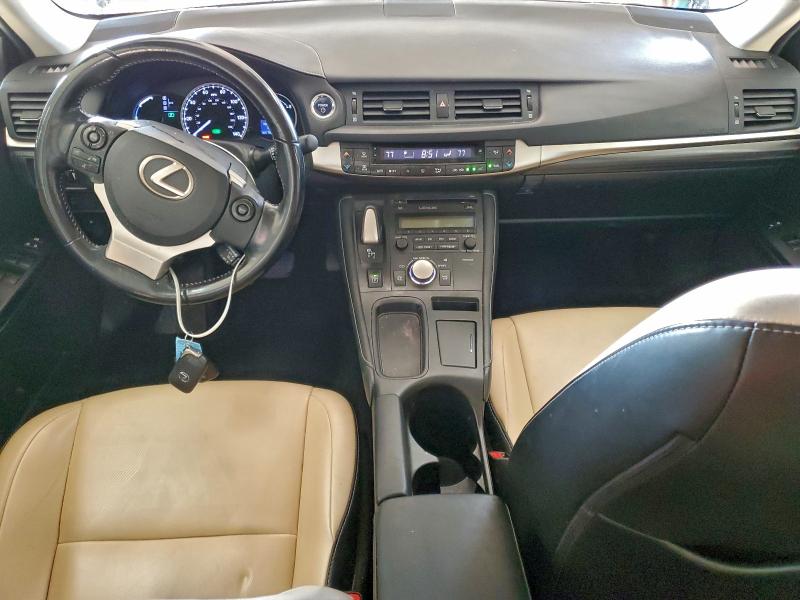Photo 8 from auction – 2017 LEXUS CT 200 with VIN JTHKD5BH7H2292158