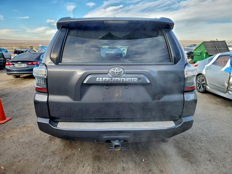 Photo 6 from auction – 2016 TOYOTA 4RUNNER SR with VIN JTEZU5JR7G5124880