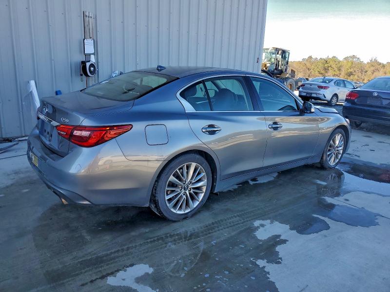 Photo 3 from auction – 2018 INFINITI Q50 with VIN JN1EV7AP2JM591487