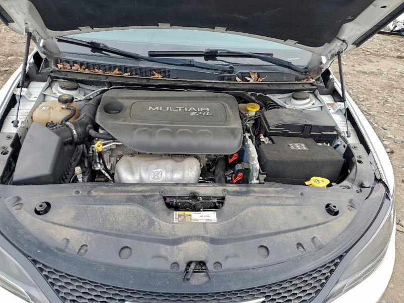 Photo 11 from auction – 2016 CHRYSLER 200 S with VIN 1C3CCCBB0GN172891