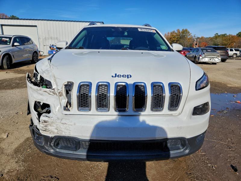 Photo 5 from auction – 2016 JEEP CHEROKEE L with VIN 1C4PJMCB1GW221386