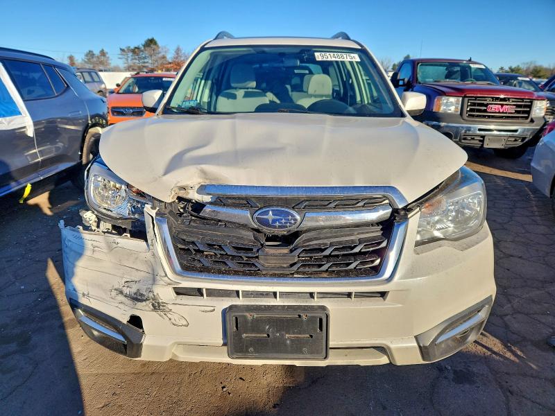 Photo 5 from auction – 2017 SUBARU FORESTER 2 with VIN JF2SJAECXHH544065