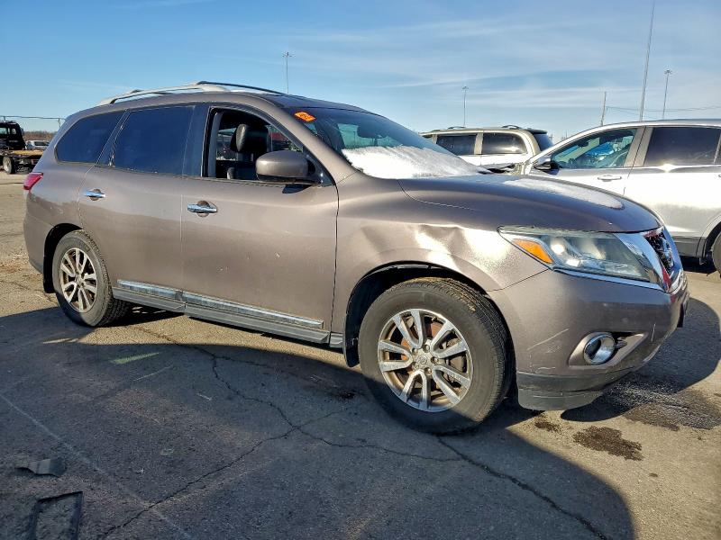 Photo 4 from auction – 2013 NISSAN PATHFINDER with VIN 5N1AR2MM5DC645875