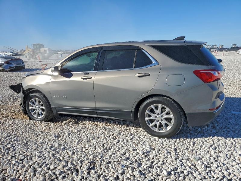 Photo 2 from auction – 2018 CHEVROLET EQUINOX LT with VIN 3GNAXJEV8JL117296