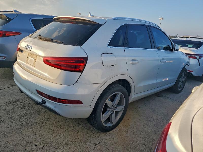 Photo 3 from auction – 2015 AUDI Q3 PREMIUM with VIN WA1BFCFS6FR004781