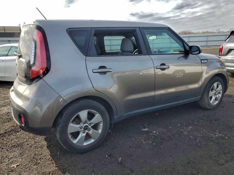 Photo 3 from auction – 2018 KIA SOUL with VIN KNDJN2A27J7598534