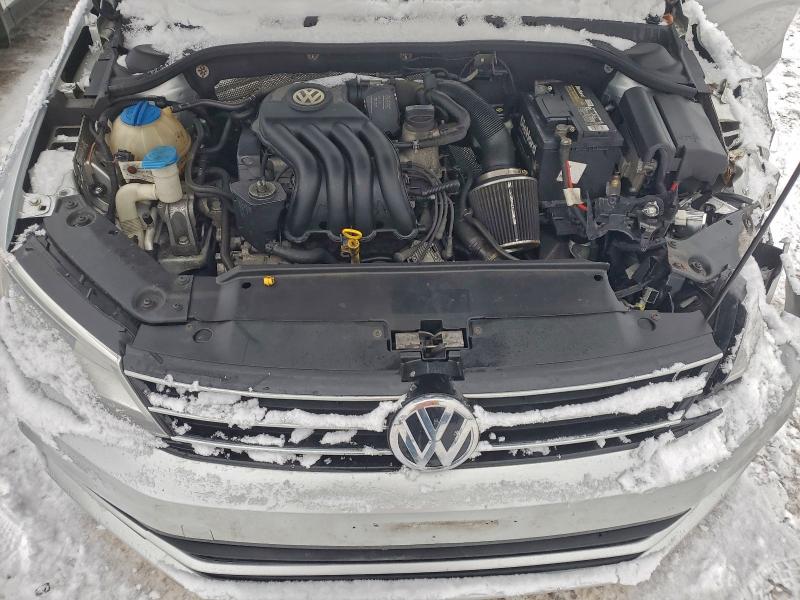 Photo 11 from auction – 2015 VOLKSWAGEN JETTA BASE with VIN 3VW2K7AJ4FM404232