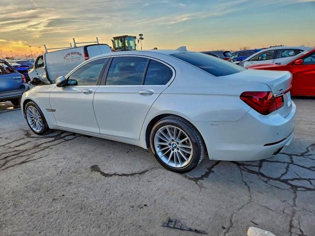 Photo 2 from auction – 2013 BMW 750 XI with VIN WBAYB6C58DC998195