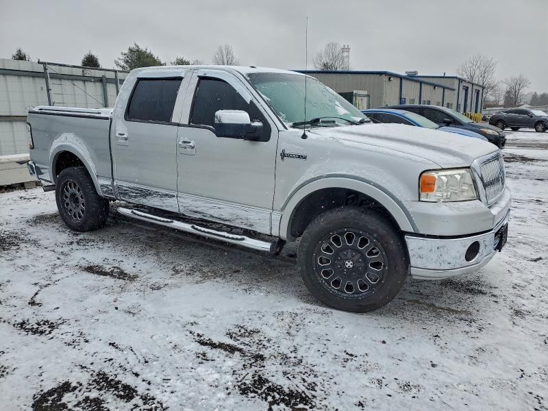 Photo 4 from auction – 2008 LINCOLN MARK LT with VIN 5LTPW18598FJ02938