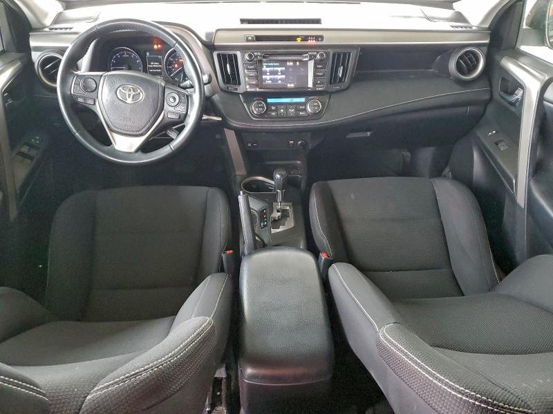 Photo 8 from auction – 2017 TOYOTA RAV4 with VIN 2T3WFREV4HW352183