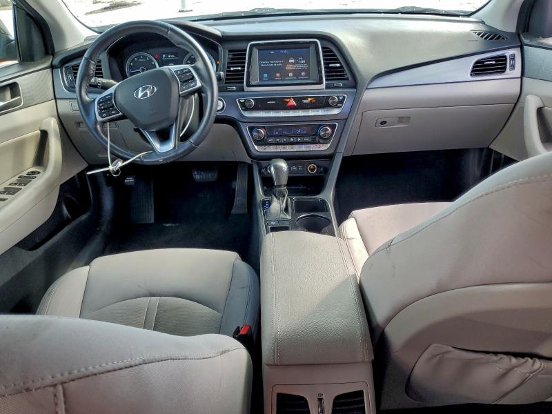 Photo 8 from auction – 2019 HYUNDAI SONATA LIM with VIN 5NPE34AF9KH742152