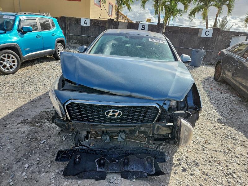 Photo 5 from auction – 2016 HYUNDAI SONATA HYB with VIN KMHE24L15GA016612
