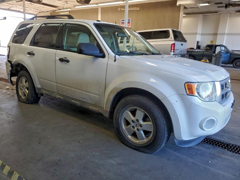 Photo 4 from auction – 2010 FORD ESCAPE XLT with VIN 1FMCU9DGXAKB40961