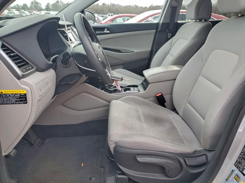Photo 7 from auction – 2018 HYUNDAI TUCSON SE with VIN KM8J2CA45JU813499
