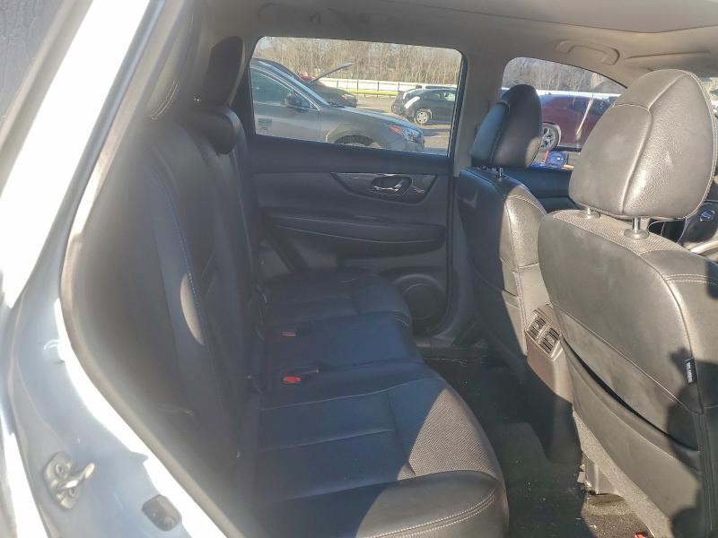 Photo 11 from auction – 2015 NISSAN ROGUE S with VIN 5N1AT2MT2FC894422