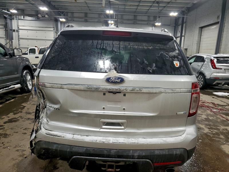 Photo 6 from auction – 2015 FORD EXPLORER L with VIN 1FM5K8F83FGC50047