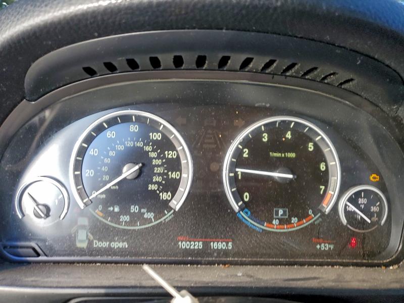 Photo 9 from auction – 2014 BMW 528 I with VIN WBA5A5C59ED511744