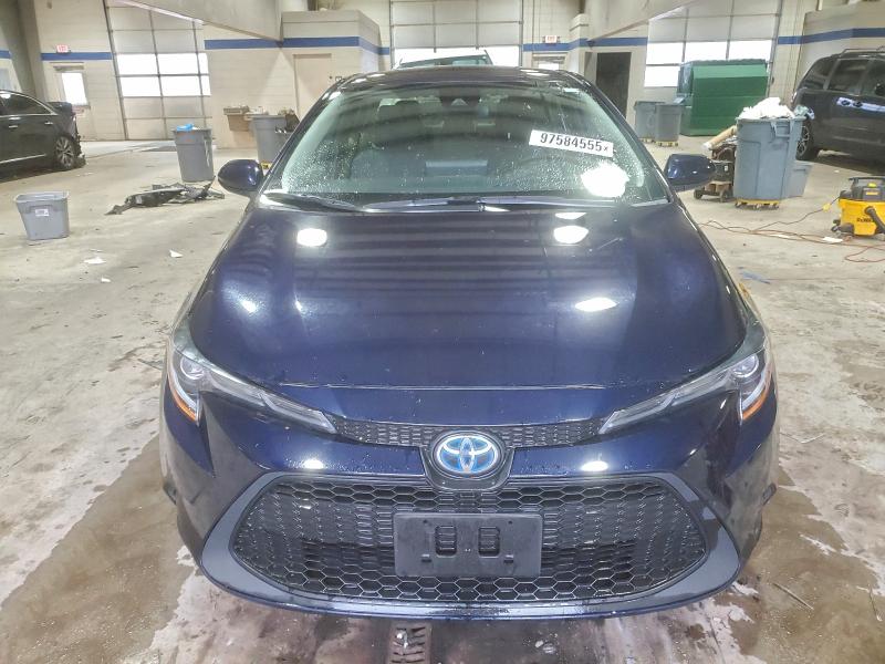 Photo 5 from auction – 2022 TOYOTA COROLLA LE with VIN JTDEAMDE8NJ056348