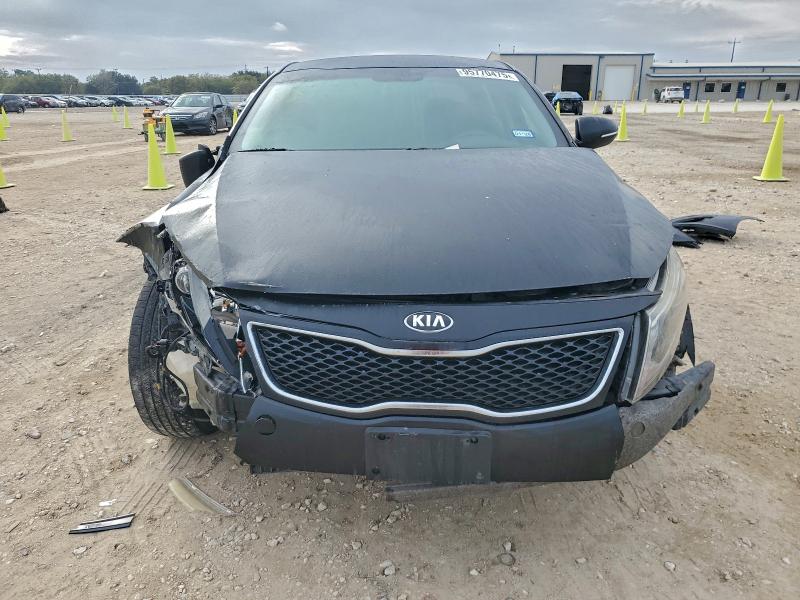 Photo 5 from auction – 2015 KIA OPTIMA with VIN KNAGM4A76F5658842