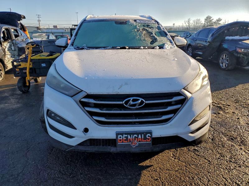 Photo 5 from auction – 2017 HYUNDAI TUCSON LIM with VIN KM8J3CA45HU306271