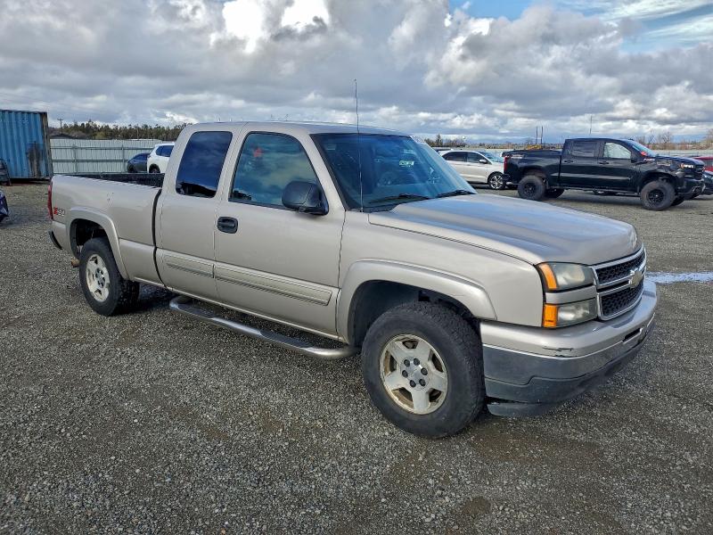 Photo 4 from auction – 2006 CHEVROLET SILVERADO with VIN 1GCEK19BX6Z192140