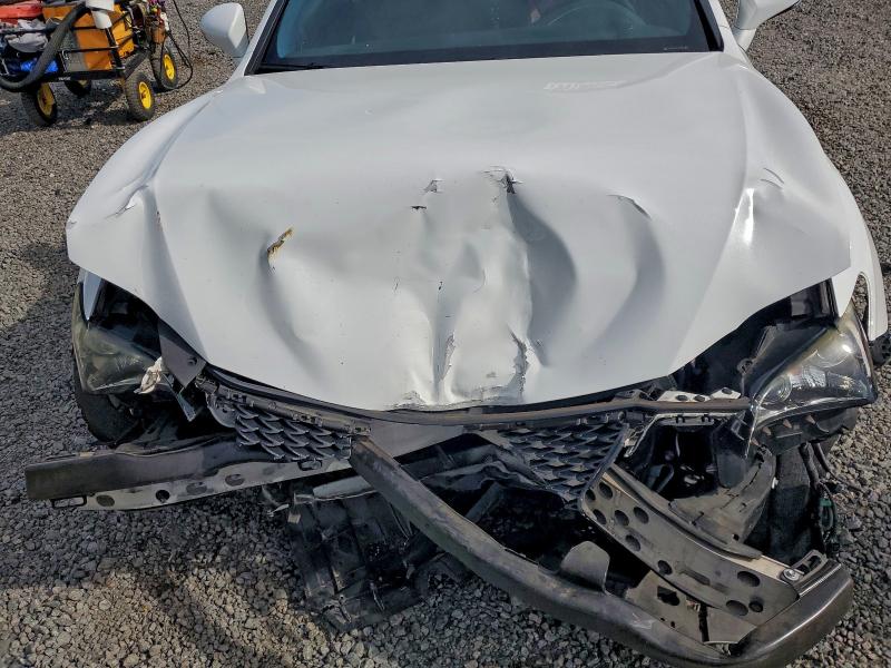 Photo 11 from auction – 2015 LEXUS RC 350 with VIN JTHHE5BC7F5004792