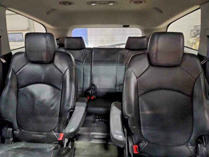 Photo 10 from auction – 2010 CHEVROLET TRAVERSE L with VIN 1GNLVGED3AS111643