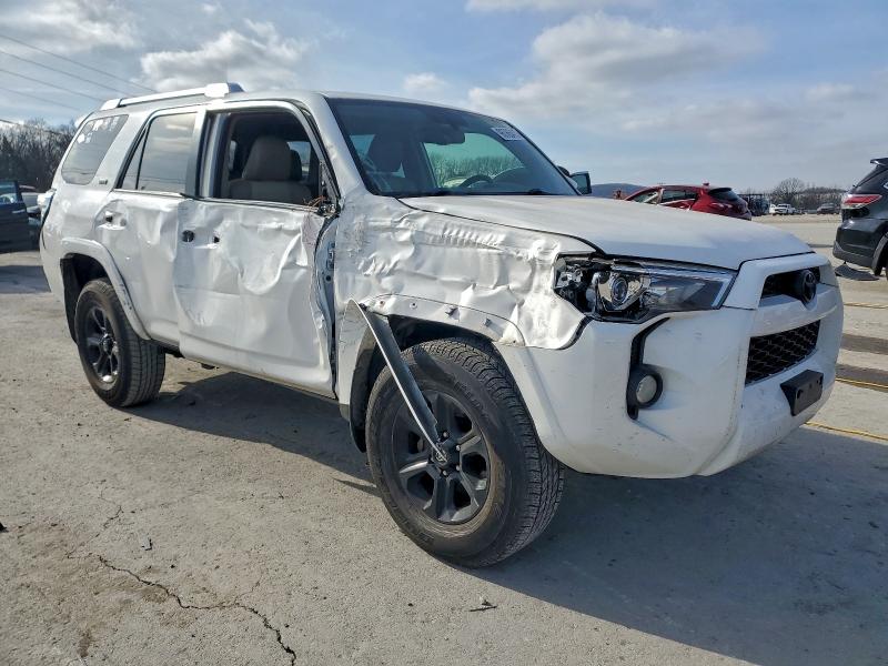 Photo 4 from auction – 2016 TOYOTA 4RUNNER SR with VIN JTEZU5JR8G5117534