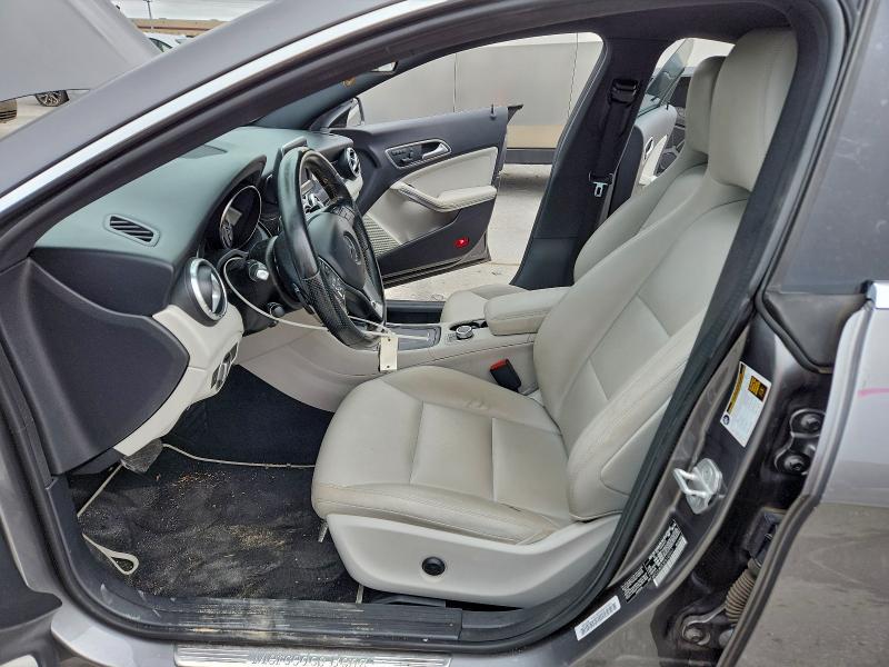 Photo 7 from auction – 2014 MERCEDES-BENZ CLA with VIN WDDSJ4EB3EN140597