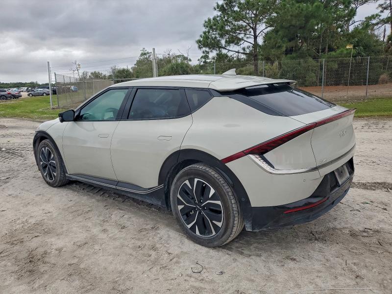 Photo 2 from auction – 2022 KIA EV6 LIGHT with VIN KNDC3DLC8N5078540