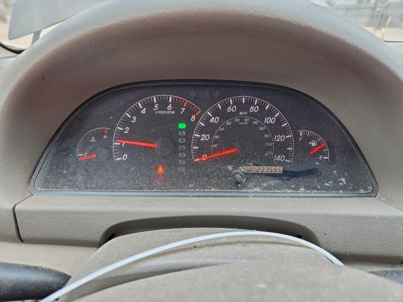 Photo 9 from auction – 2005 TOYOTA CAMRY LE with VIN 4T1BF30KX5U596238