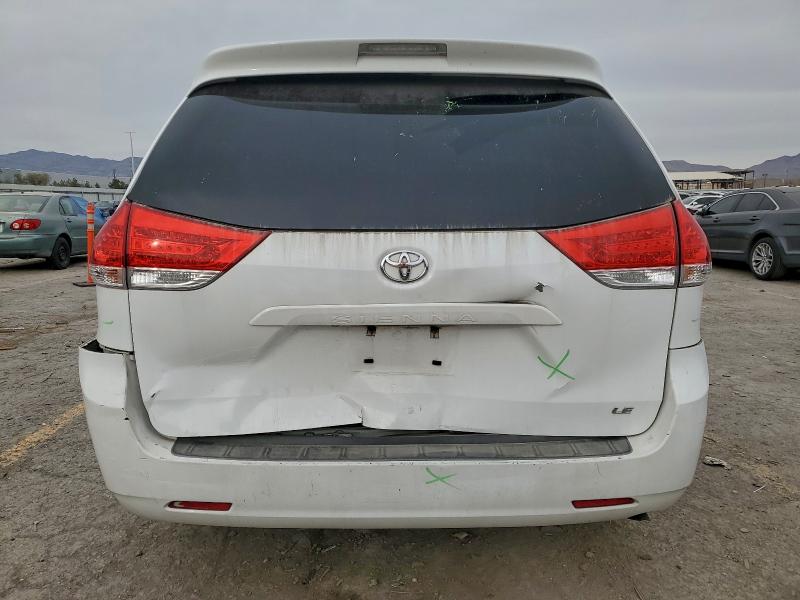 Photo 6 from auction – 2013 TOYOTA SIENNA LE with VIN 5TDKK3DC4DS342546
