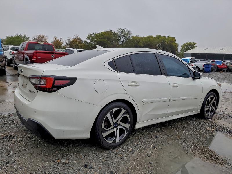 Photo 3 from auction – 2020 SUBARU LEGACY LIM with VIN 4S3BWAN68L3024608