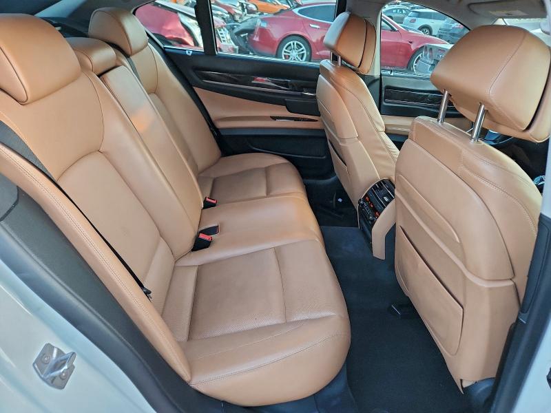 Photo 10 from auction – 2013 BMW 750 XI with VIN WBAYB6C58DC998195