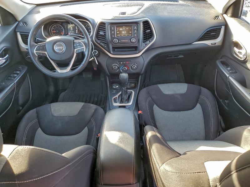 Photo 8 from auction – 2015 JEEP CHEROKEE with VIN 1C4PJMAB4FW640320