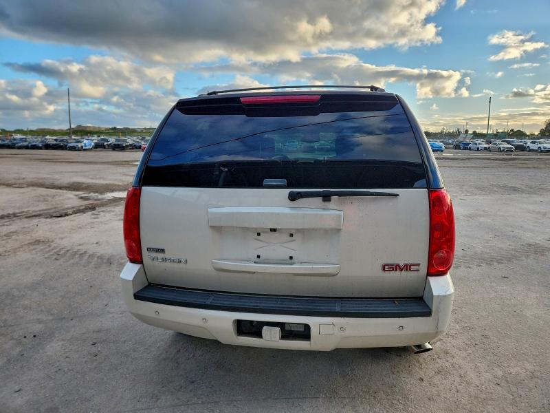 Photo 6 from auction – 2008 GMC YUKON with VIN 1GKFC13038R228704