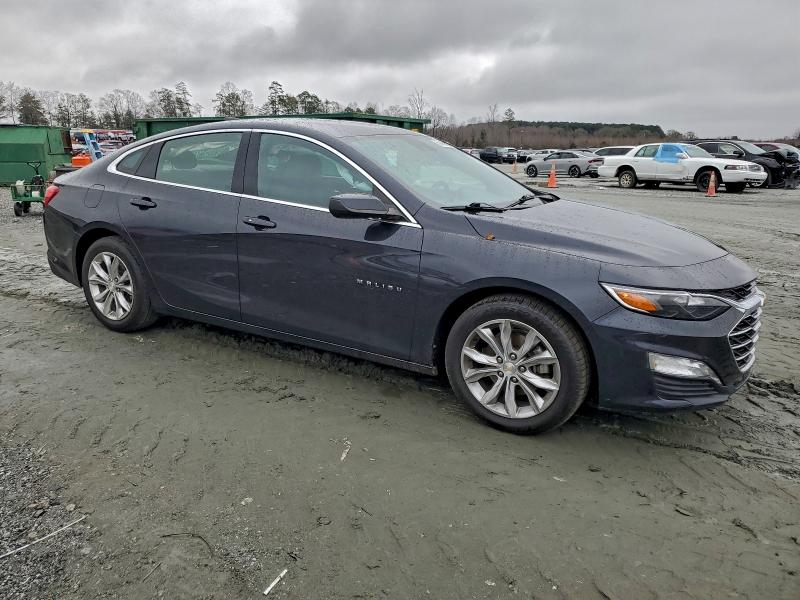 Photo 4 from auction – 2023 CHEVROLET MALIBU with VIN 1G1ZD5ST0PF232453