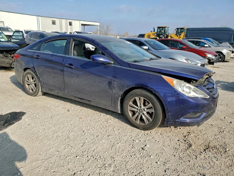 Photo 4 from auction – 2011 HYUNDAI SONATA GLS with VIN 5NPEB4AC0BH096511