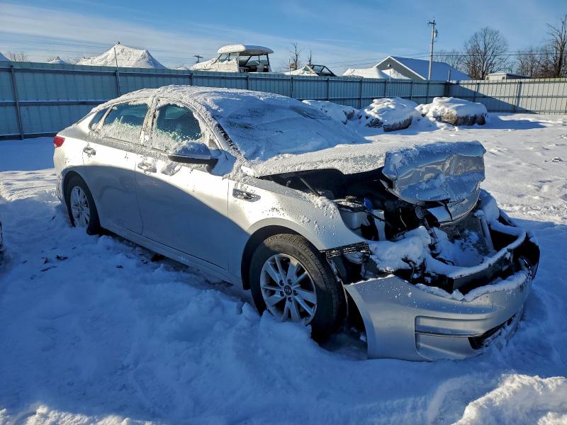 Photo 4 from auction – 2018 KIA OPTIMA LX with VIN 5XXGT4L34JG187004