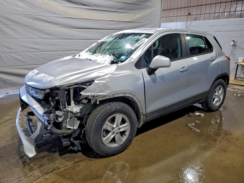 CHEVROLET TRAX LS 2018 with VIN KL7CJNSBXJB718602 - Photo from auction