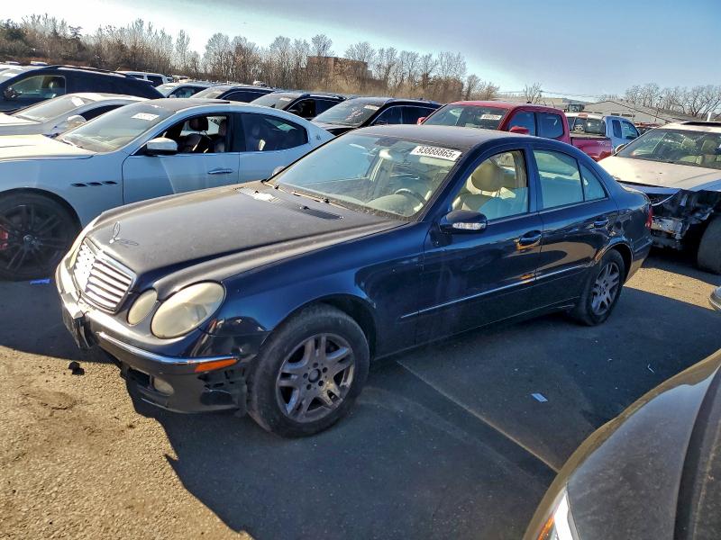 MERCEDES-BENZ E 2003 with VIN WDBUF65J83X111992 - Photo from auction