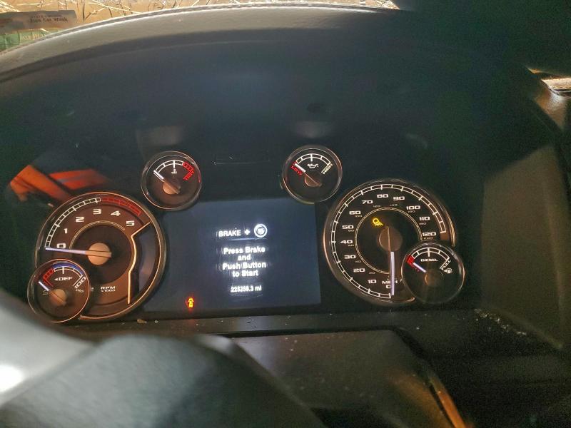 Zdjęcie 9 z aukcji – 2018 RAM 2500 LONGH z VIN 3C6UR5PL2JG405897