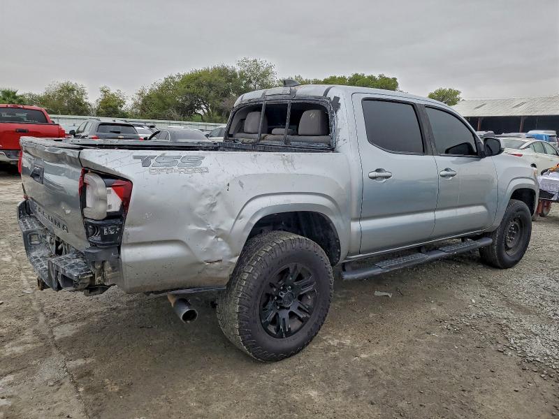 Photo 3 from auction – 2022 TOYOTA TACOMA DOU with VIN 3TYAX5GN7NT043015
